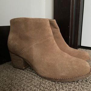 Leila bootie